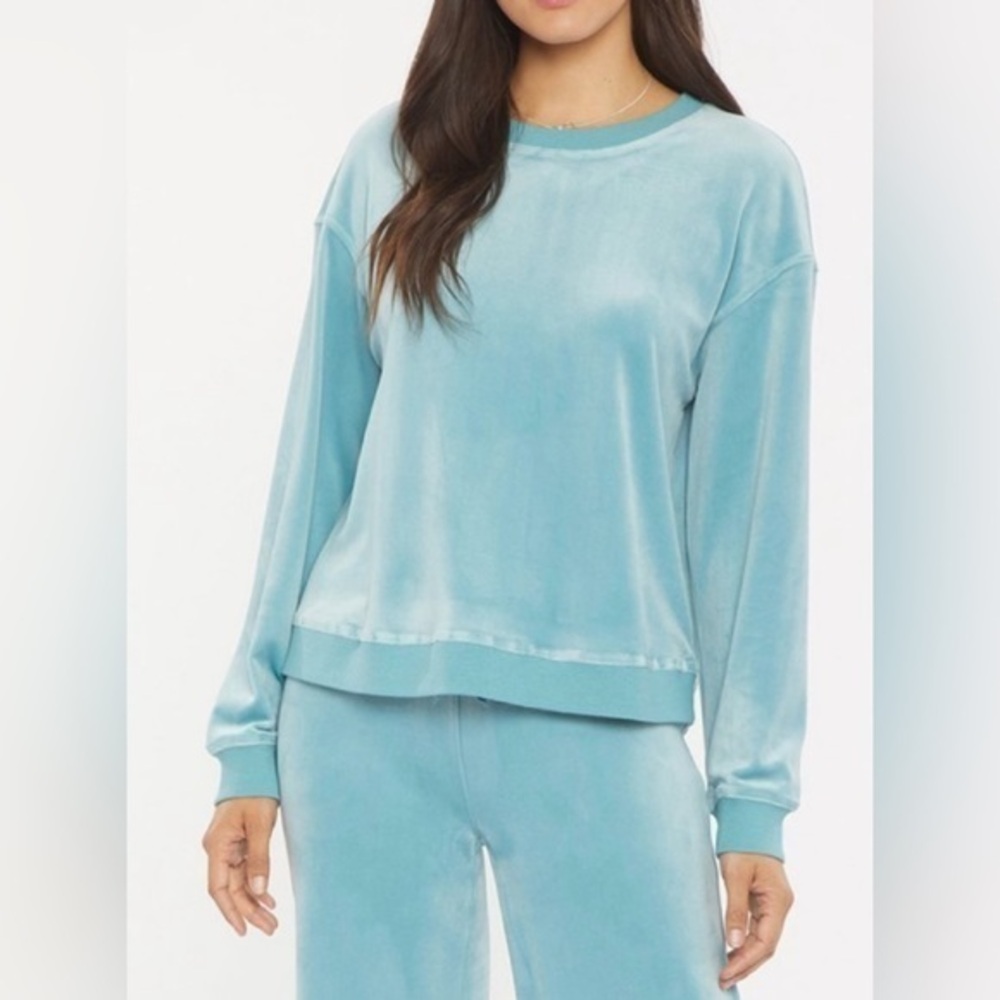 NIP-NYDJ Blue Velvet Crewneck Sweatshirt